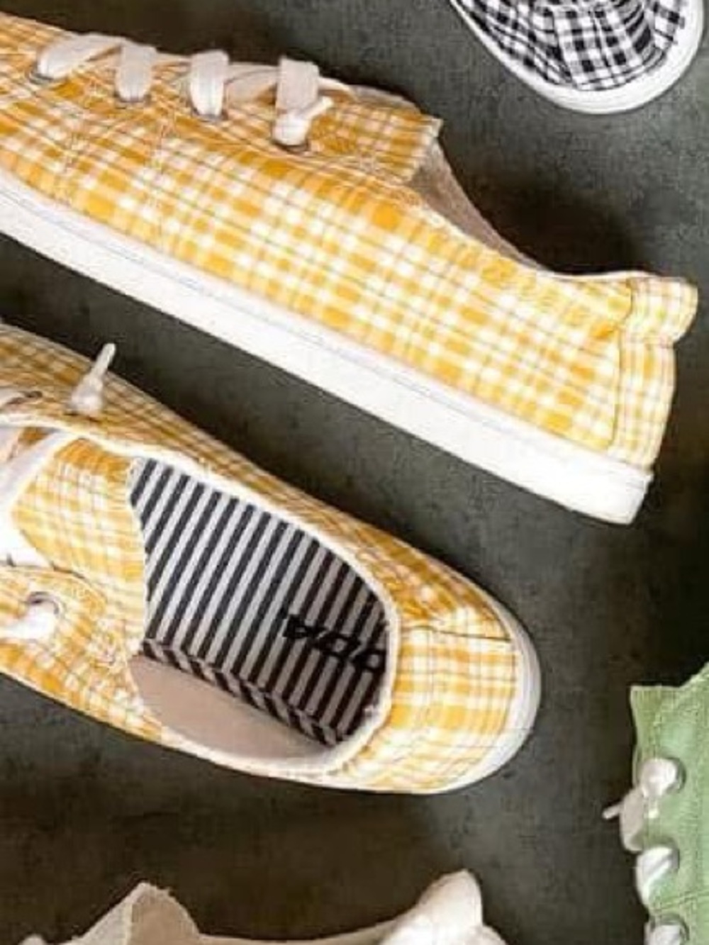 Let’s Kick it Sneakers 🍒Yellow Plaid Print, Size 8.5 **great condition